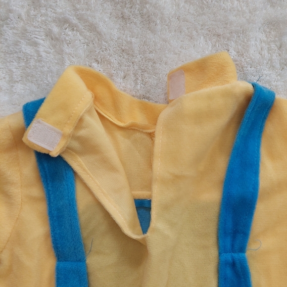 Despicable Me Unisex Minion Costume - Picture 11 of 14